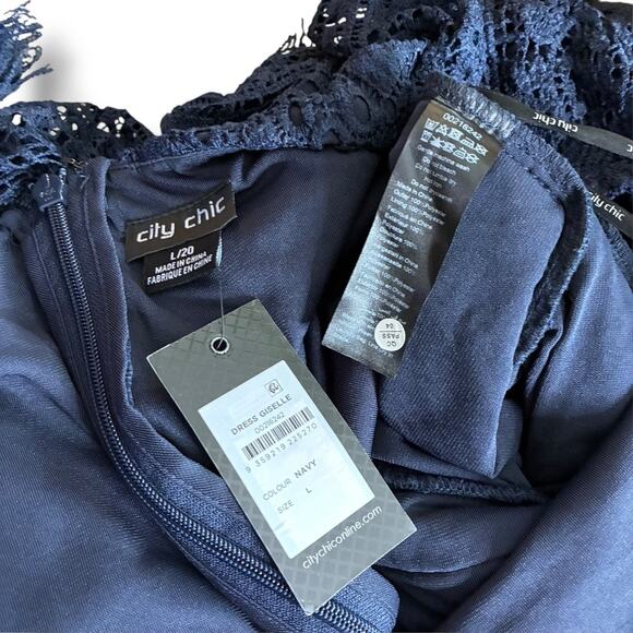 City Chic Giselle square neck lace dress - Picture 9 of 10